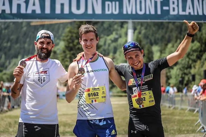 Guillaume Adam sur le podium du 10 km du Marathon du Mont-Blanc 2018